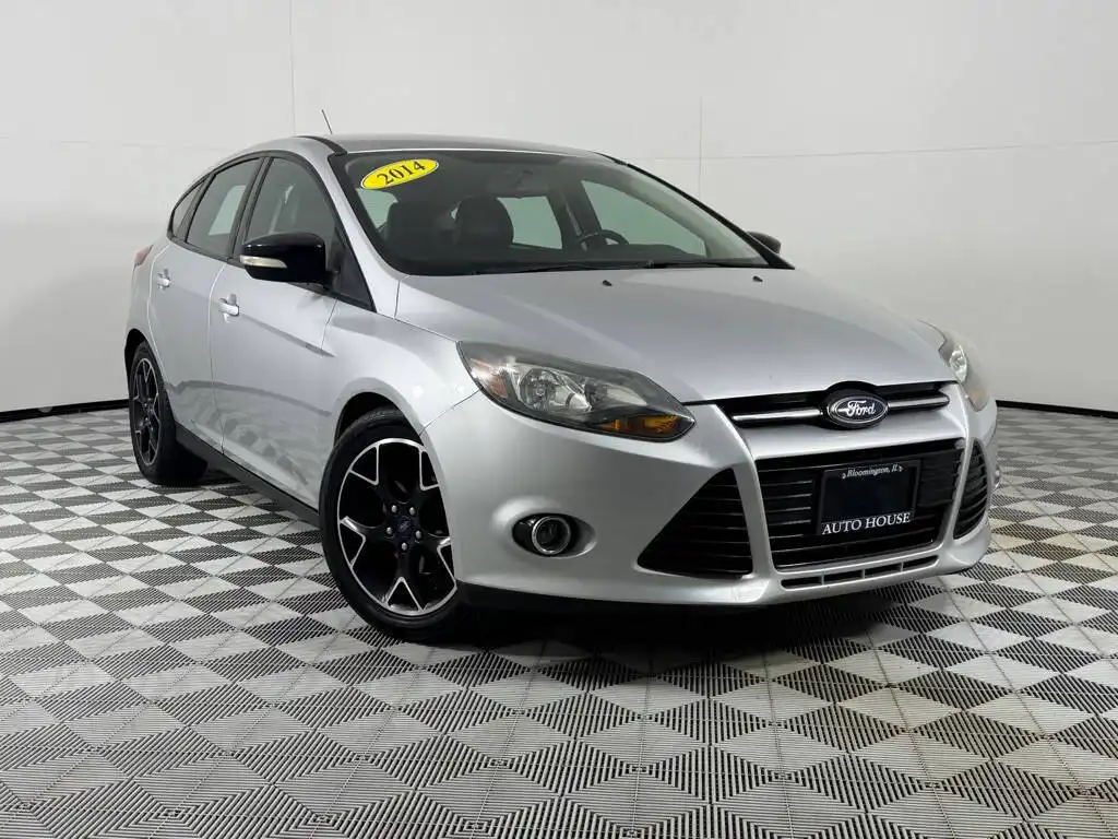 2014 Ford Focus 5 Door Hatch SE's photo