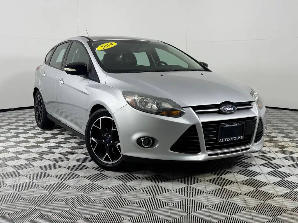 2014 Ford Focus 5 Door Hatch SE's photo