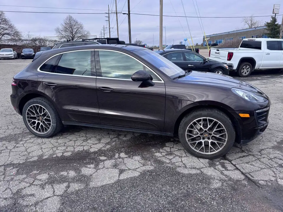 2016 Porsche Macan S photo 4