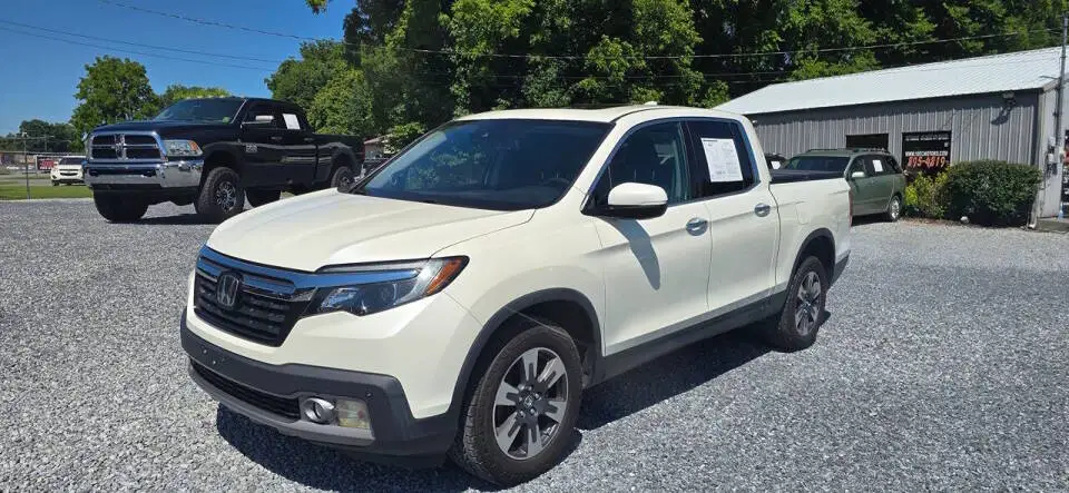 2017 Honda Ridgeline RTL-E AWD photo 1