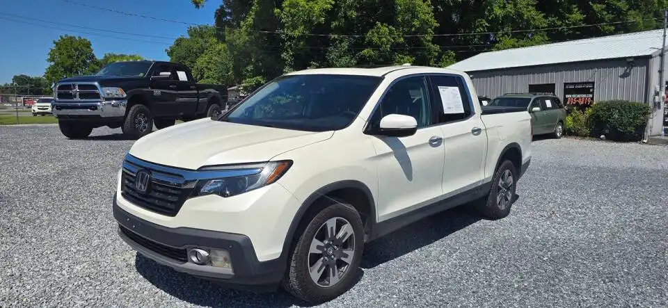 2017 Honda Ridgeline RTL-E AWD's photo