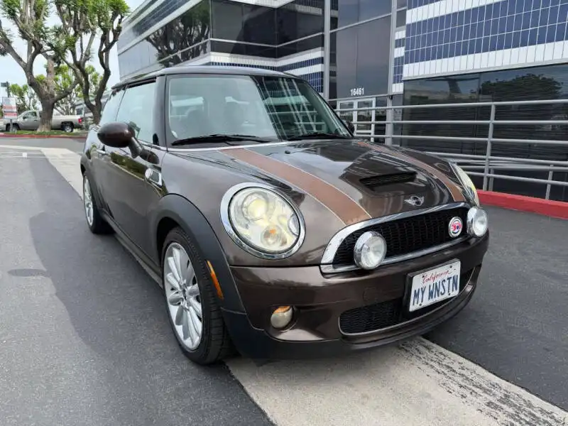 2010 MINI Cooper S's photo
