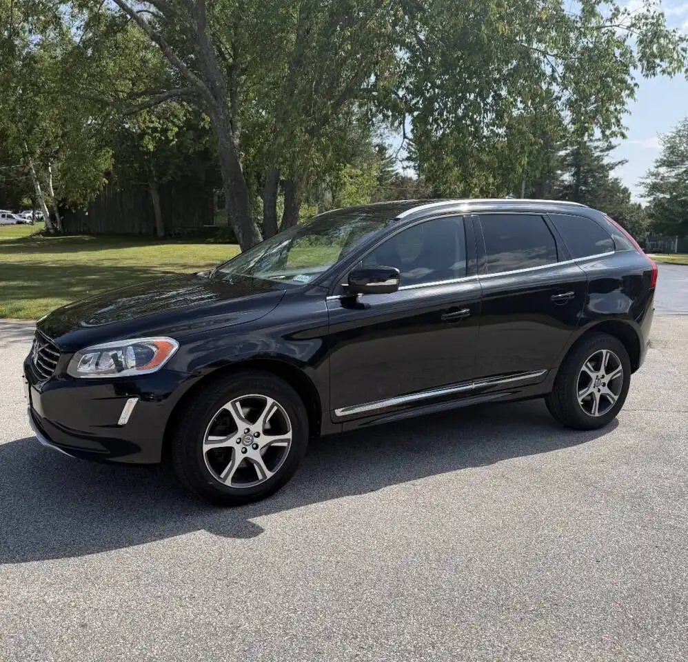 2015 Volvo XC60 T6 AWD Auto's photo