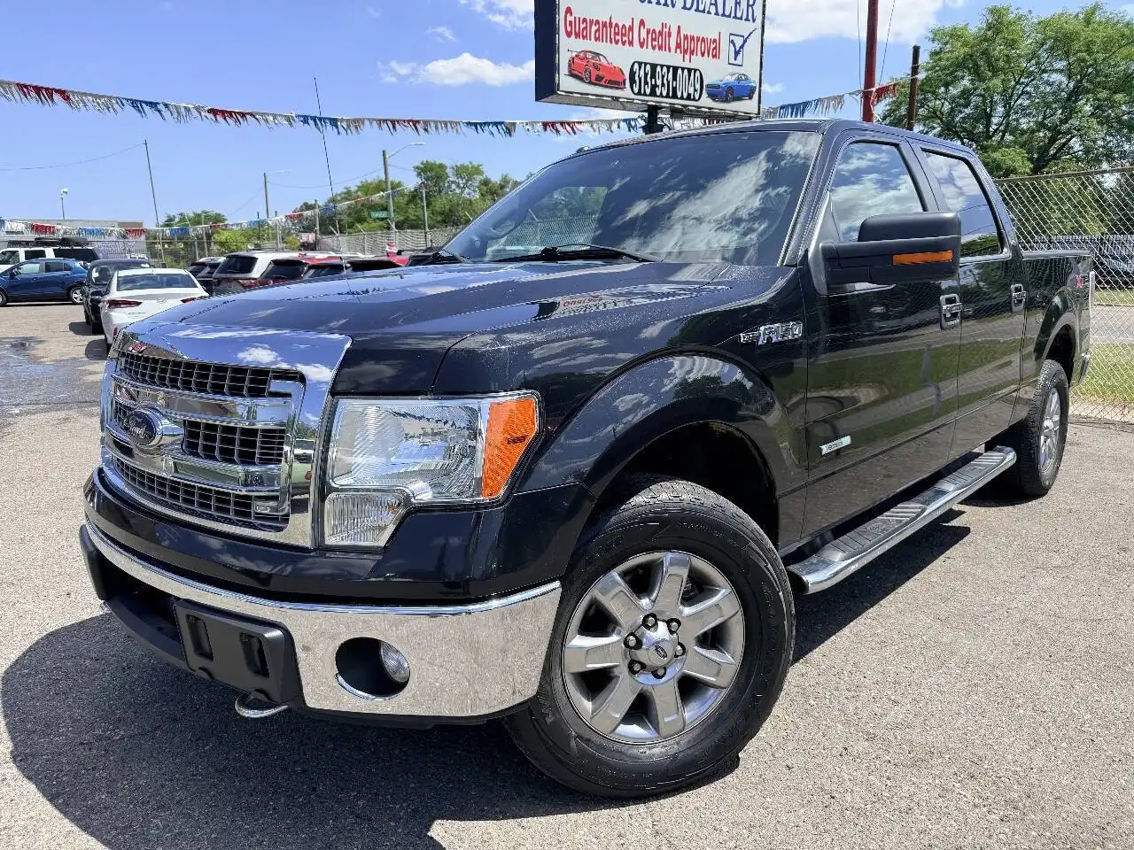 2013 Ford F-150 XLT 4x4 SuperCrew 145-in's photo