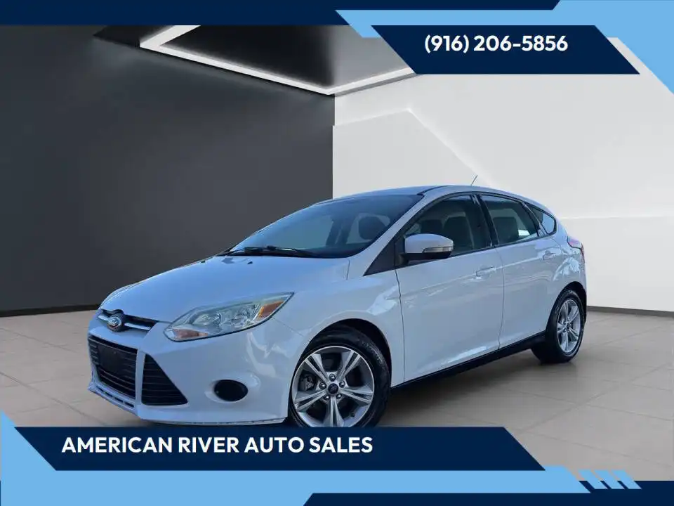 2014 Ford Focus 5 Door Hatch SE's photo
