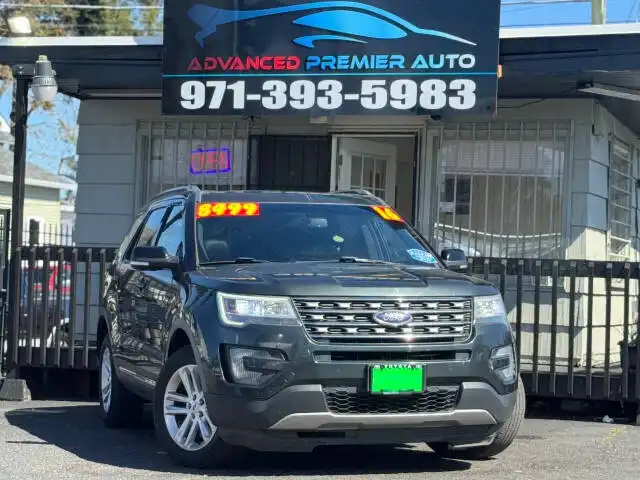 2016 Ford Explorer XLT 4WD's photo