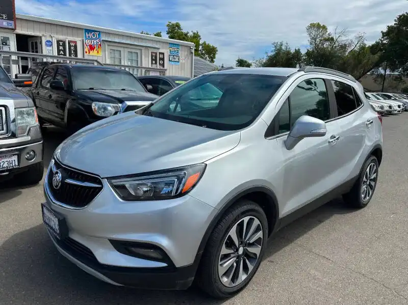 2020 Buick Encore Essence AWD's photo
