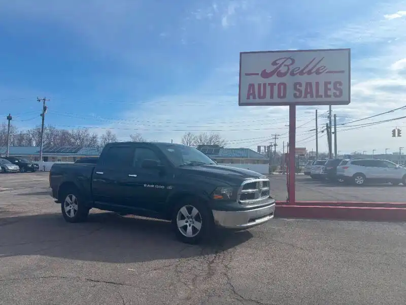 2011 RAM 1500 Sport 4x4 Crew Cab's photo