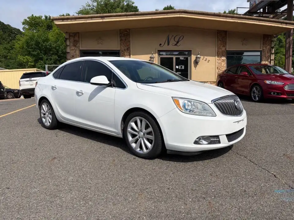 2014 Buick Verano 1SD's photo