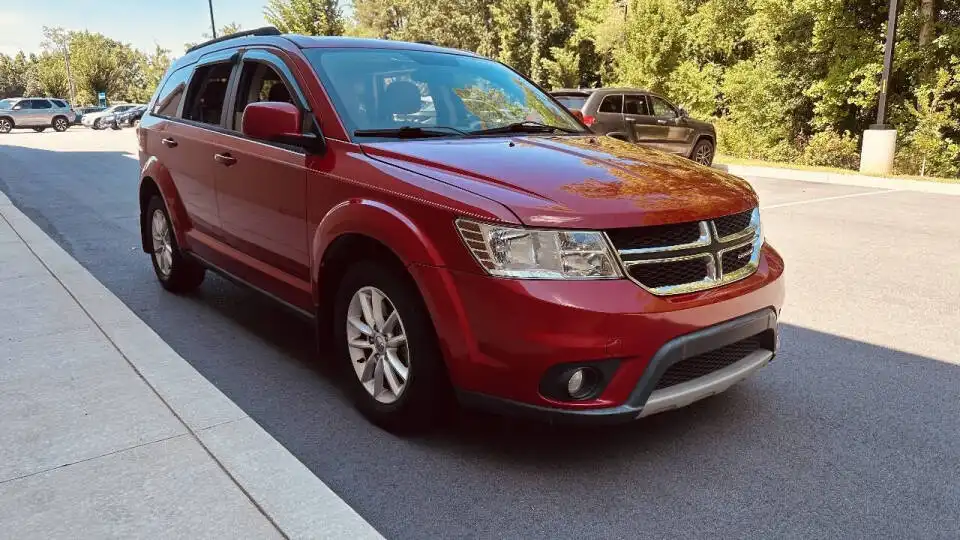 2013 Dodge Journey SXT FWD's photo