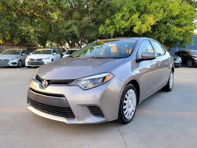 2016 Toyota Corolla LE AT's photo
