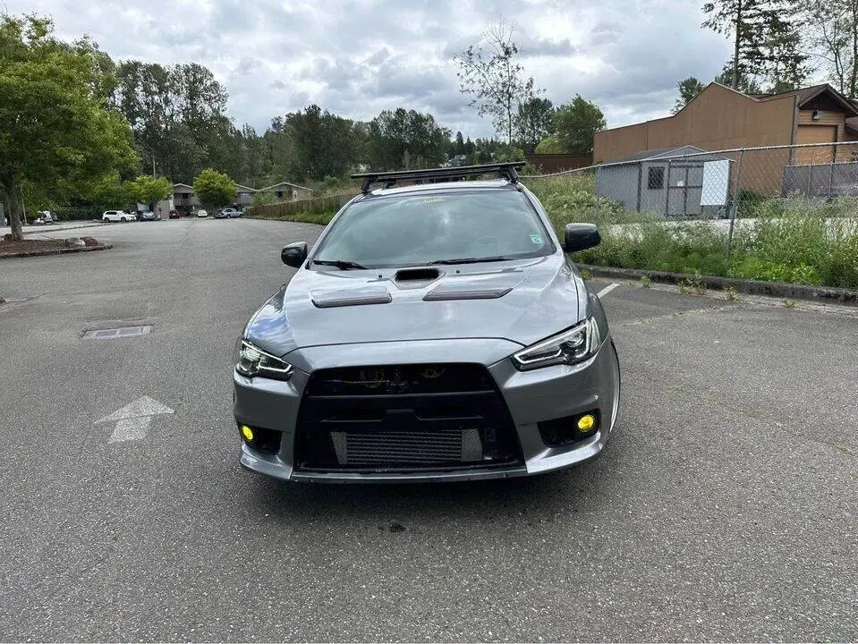 2014 Mitsubishi Lancer Evolution GSR photo 3