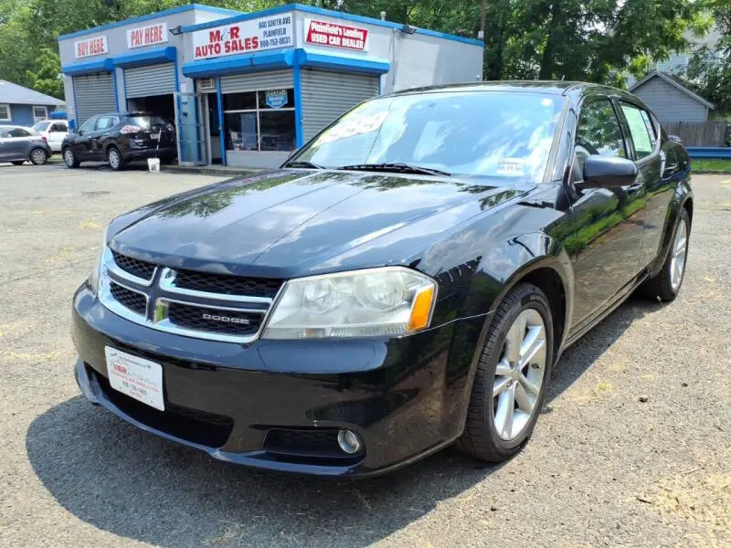 2012 Dodge Avenger SXT Plus photo 3