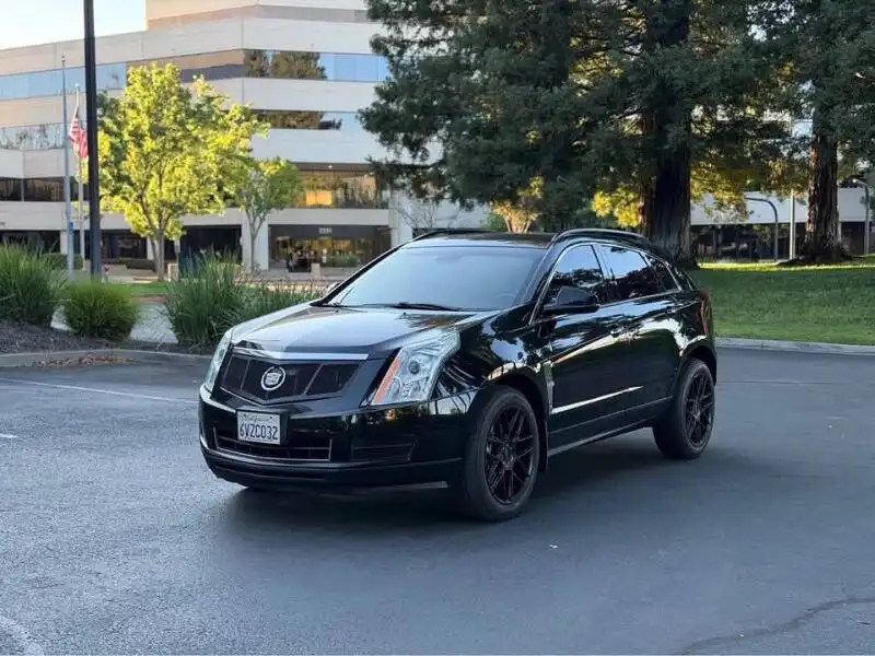 2010 Cadillac SRX FWD Base's photo