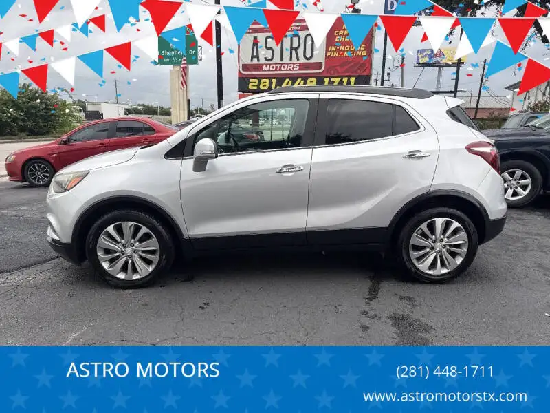 2018 Buick Encore Preferred's photo