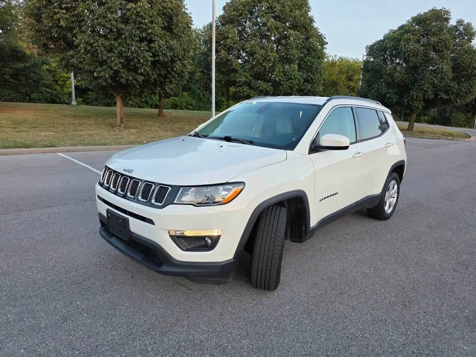 2018 Jeep Compass Latitude 4WD photo 4