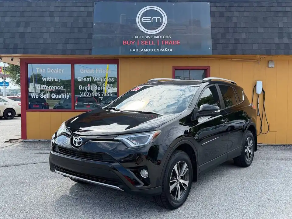 2016 Toyota RAV4 XLE AWD's photo