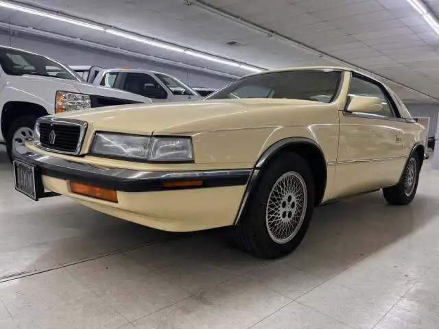 1990 Chrysler TC by Maserati Base's photo