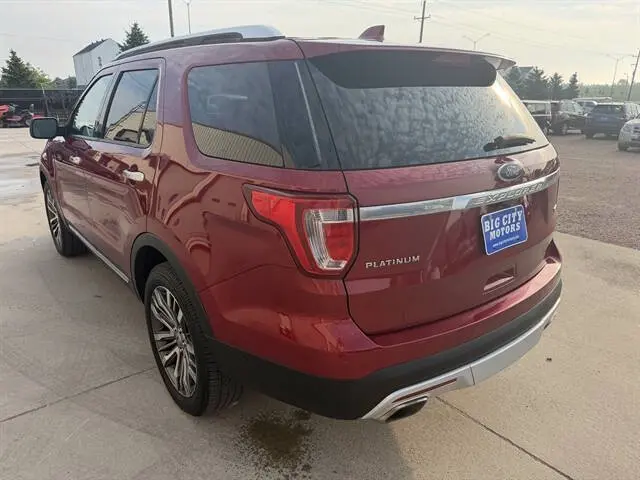 2017 Ford Explorer Platinum 4WD photo 3