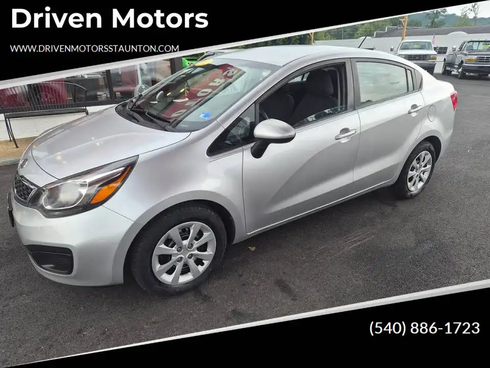 2013 Kia Rio EX AT's photo