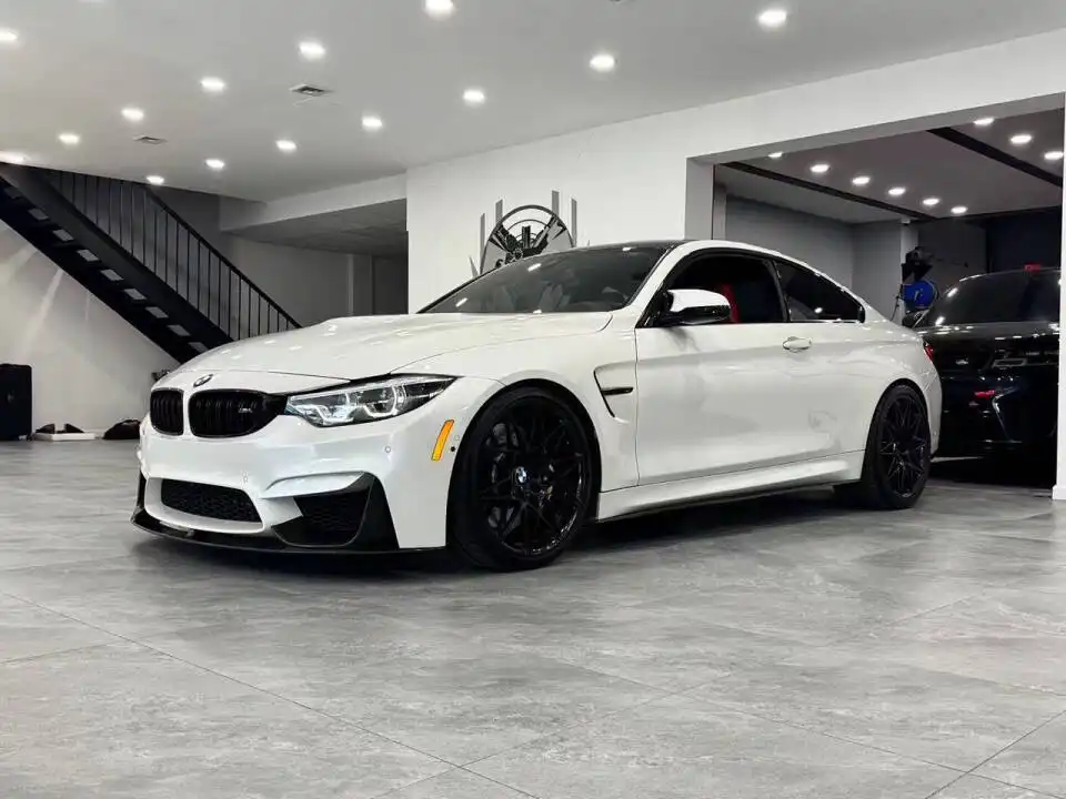 2020 BMW M4 Base's photo