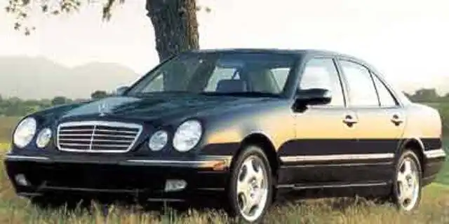 2002 Mercedes-Benz E-Class E320's photo