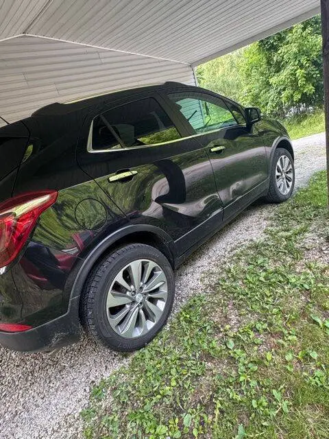 2017 Buick Encore Preferred AWD photo 3