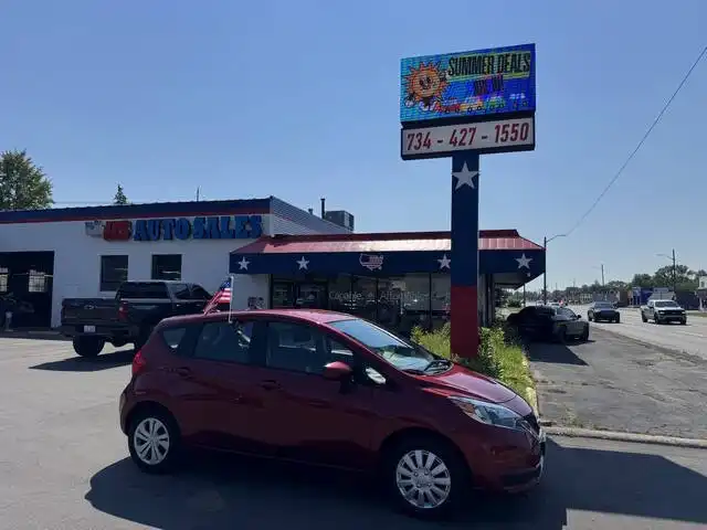 2017 Nissan Versa Note 1.6 SV CVT's photo