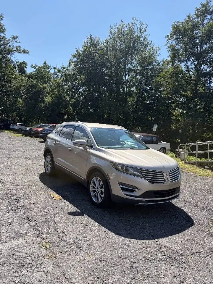 2017 Lincoln MKC Select AWD's photo