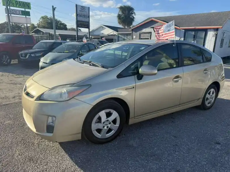 2011 Toyota Prius V's photo