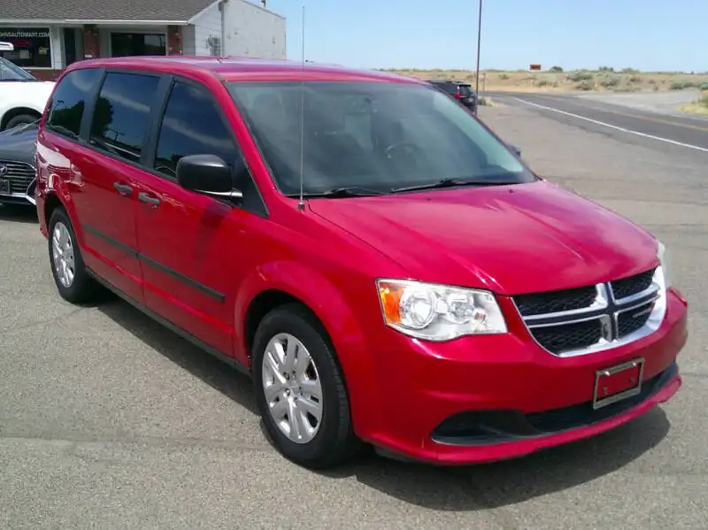 2016 Dodge Grand Caravan American Value Package's photo