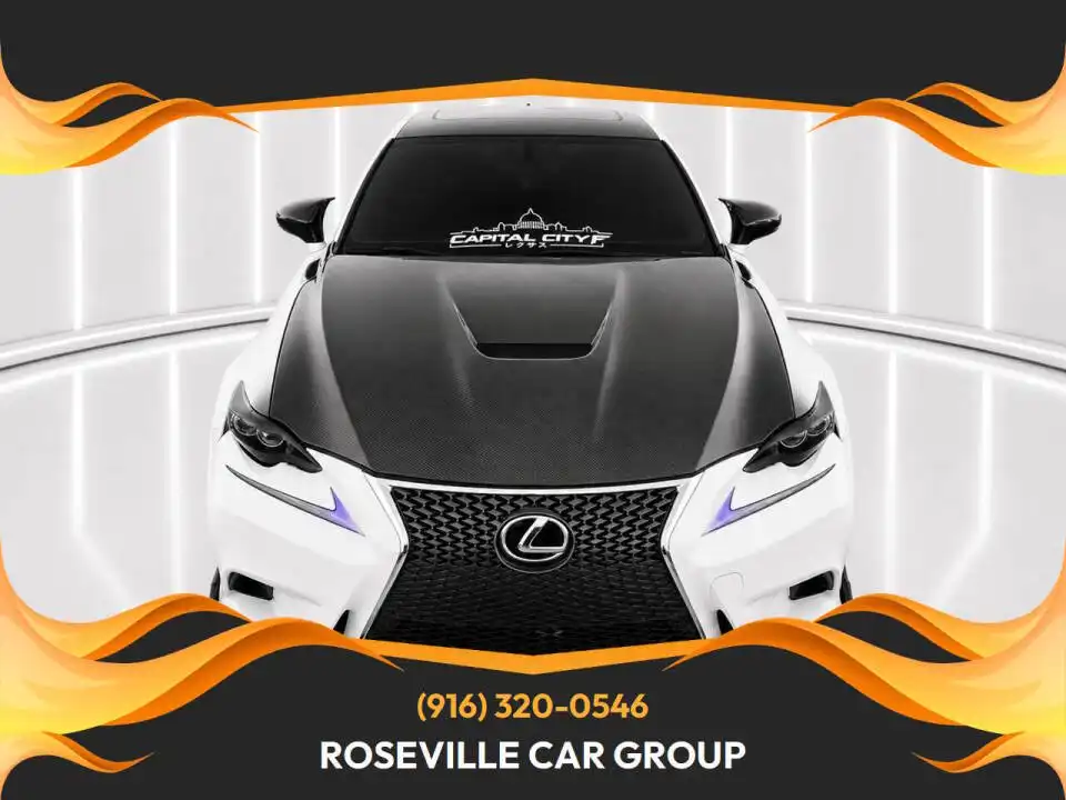 2016 Lexus IS 350 200t's photo