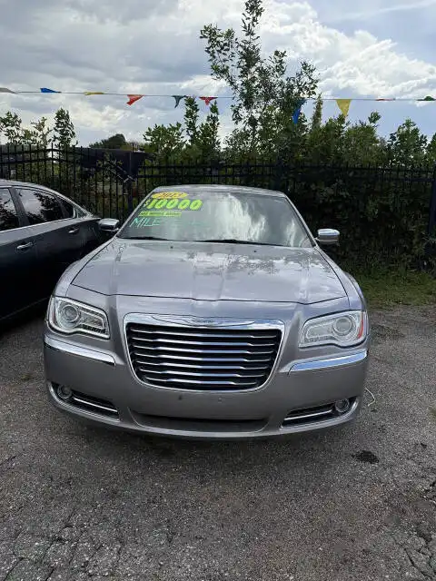 2013 Chrysler 300 C HEMI AWD's photo