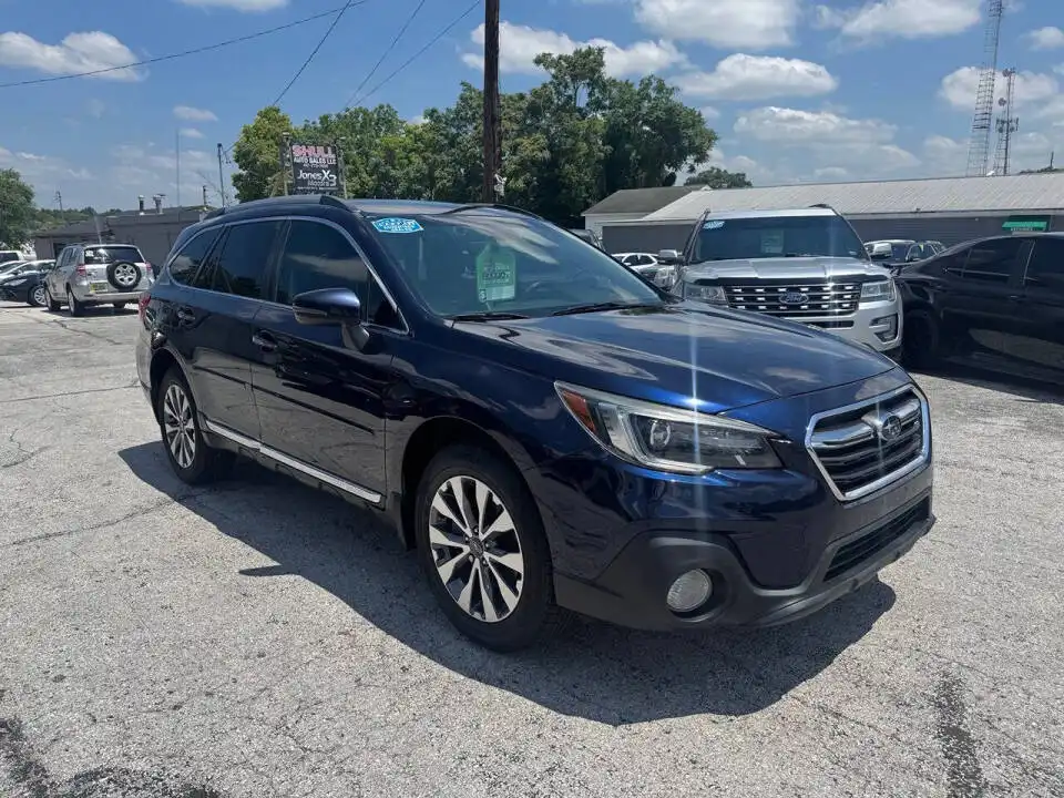 2018 Subaru Outback 3.6R Touring's photo