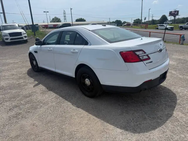 2015 Ford Taurus undefined photo 5
