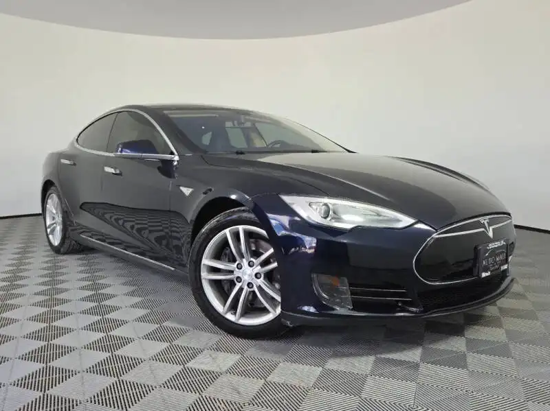 2014 Tesla Model S 60 kWh's photo