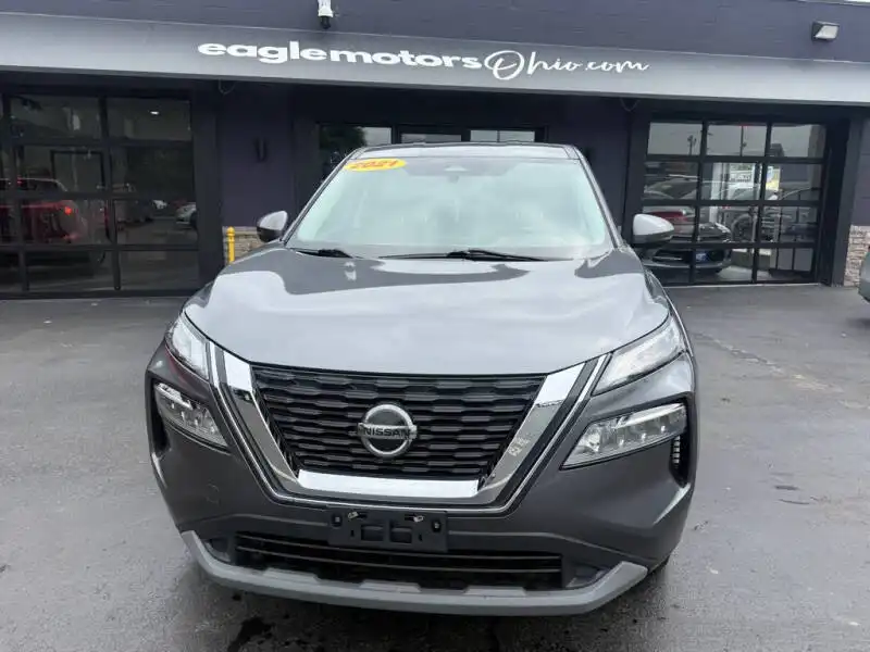 2021 Nissan Rogue SV AWD's photo
