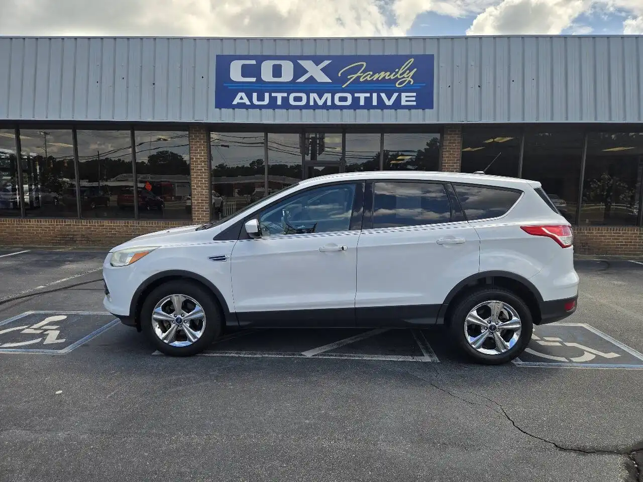 2014 Ford Escape SE's photo