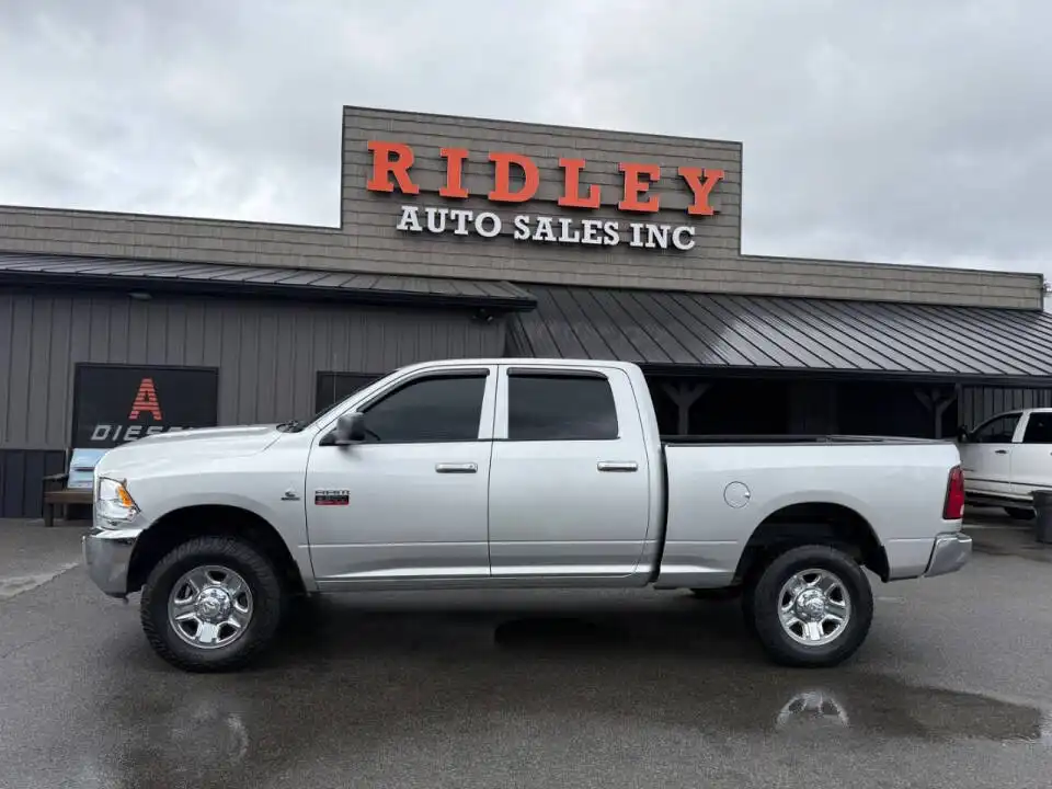 2012 RAM 2500 ST 4X4 Crew Cab SWB's photo
