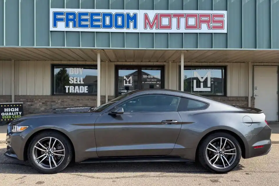 2017 Ford Mustang EcoBoost Coupe's photo