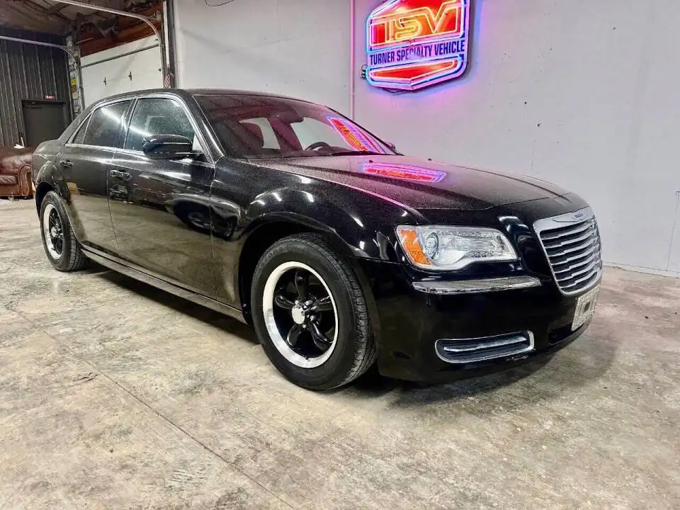 2012 Chrysler 300 Base's photo