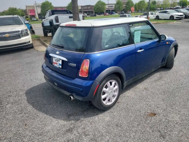 2004 MINI Cooper Cooper photo 3