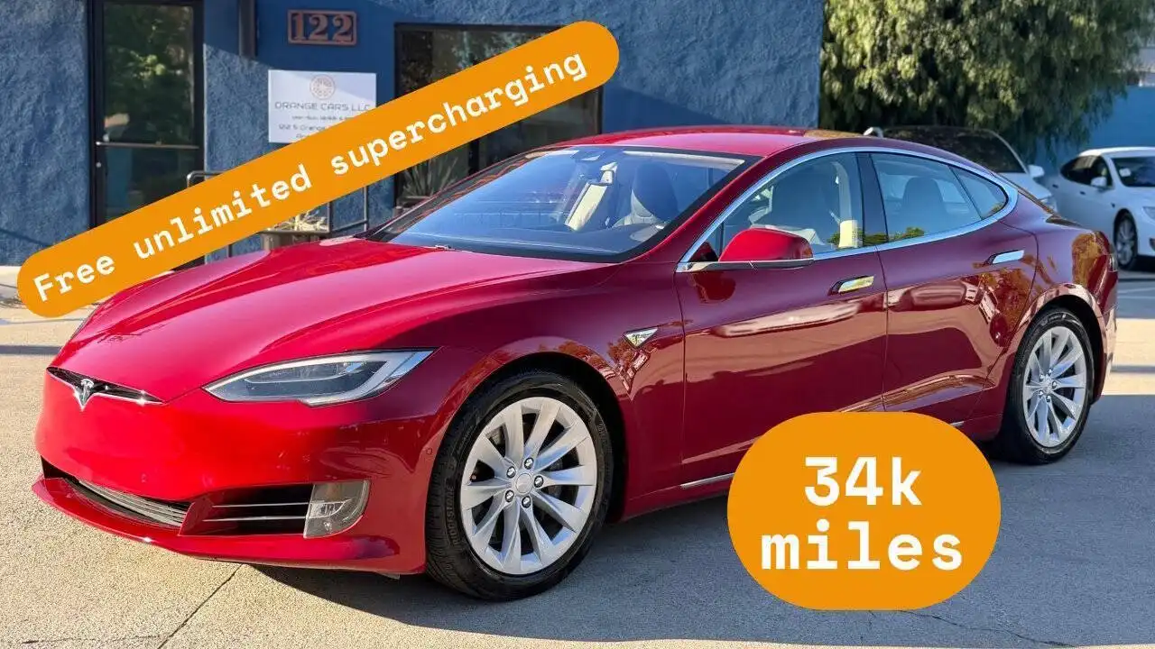 2016 Tesla Model S 90D AWD 4dr Liftback midyear release's photo
