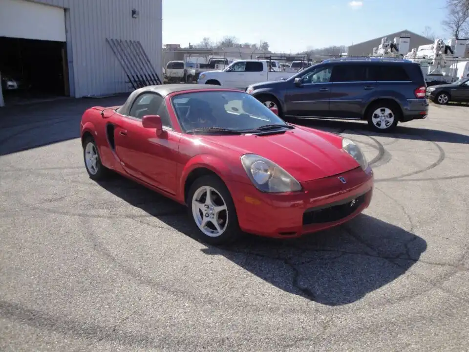2001 Toyota MR2 Spyder Base's photo