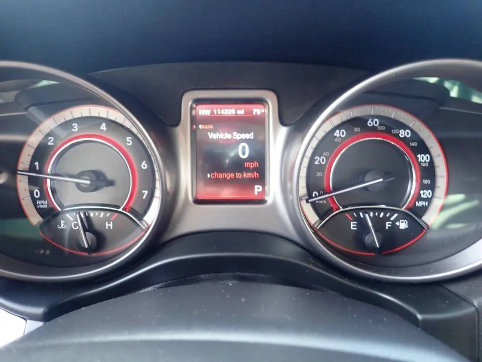 2017 Dodge Journey Crossroad AWD Plus photo 4