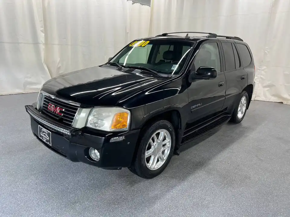 2006 GMC Envoy Denali 4WD's photo