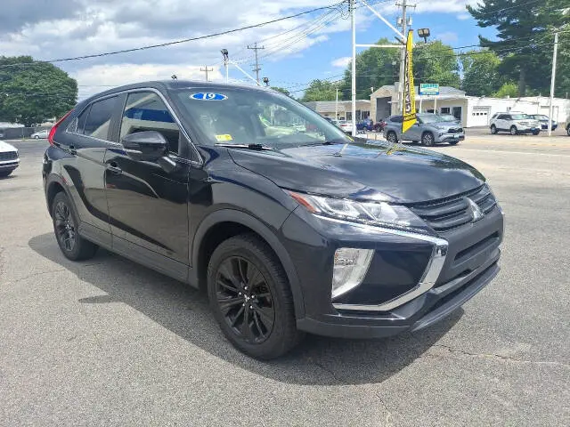 2019 Mitsubishi Eclipse Cross LE S-AWC photo 4