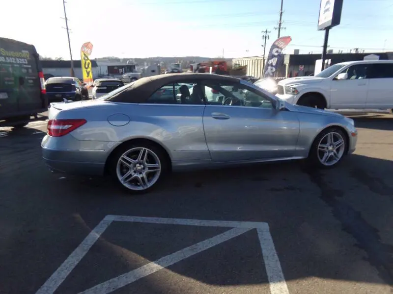 2013 Mercedes-Benz E-Class E350 photo 4