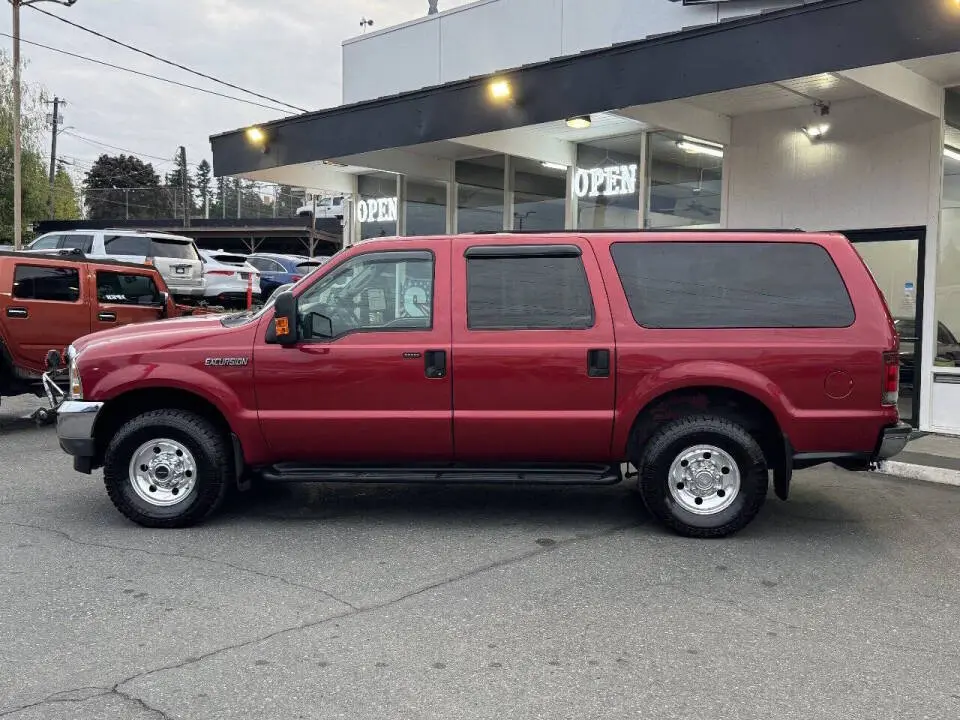 2003 Ford Excursion 7.3 XLT 4WD Premium photo 3
