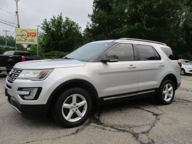 2016 Ford Explorer XLT 4WD's photo